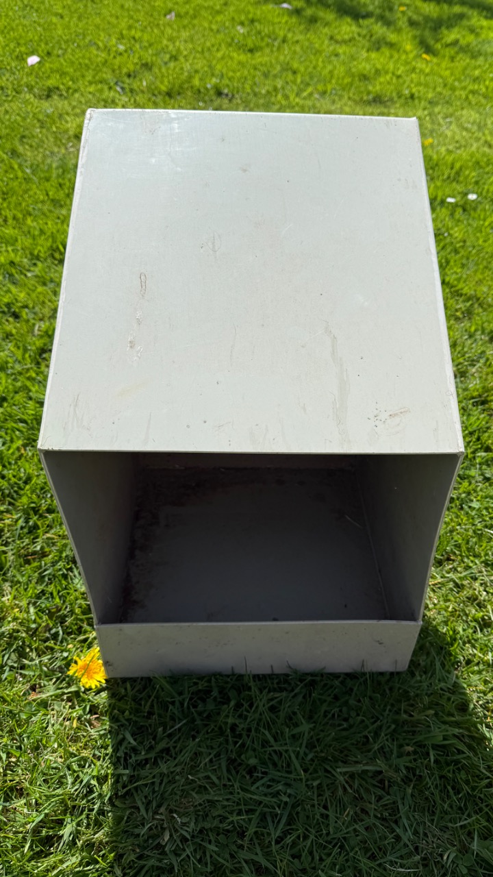 Plastic nest boxes 2
